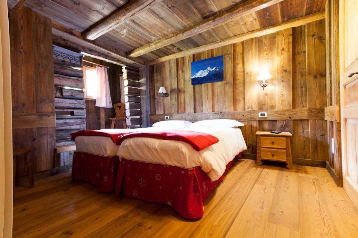 L' Aroula Rooms & Restaurant Champoluc Exteriér fotografie