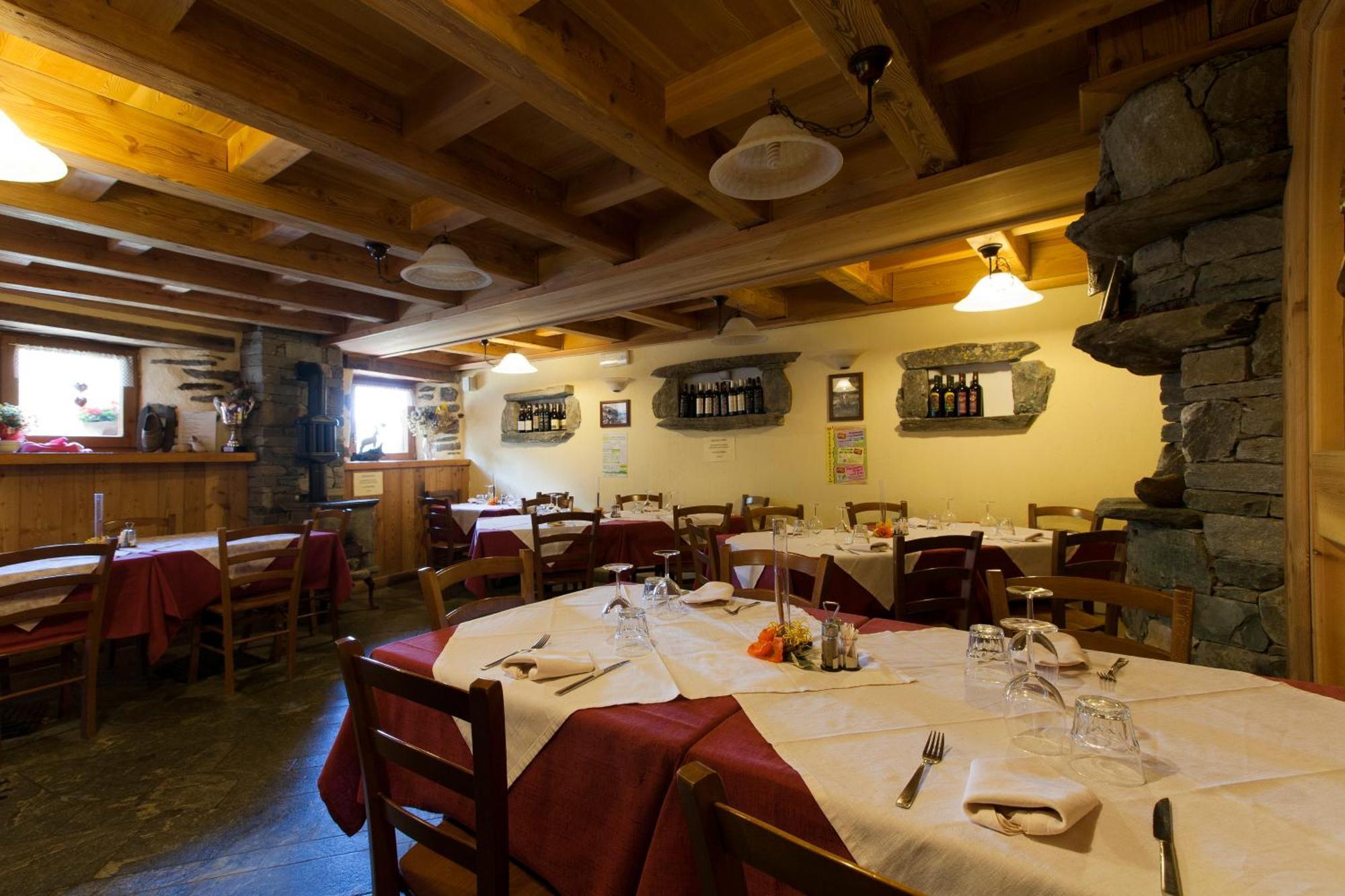 L' Aroula Rooms & Restaurant Champoluc Exteriér fotografie